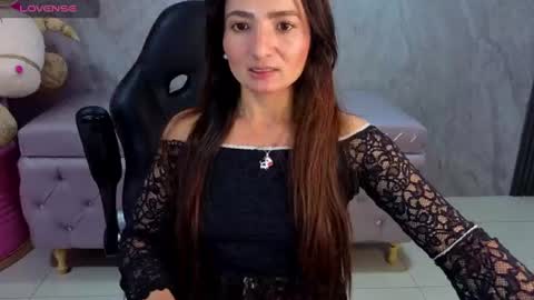 Paulette online show from June 17, 7:59 pm