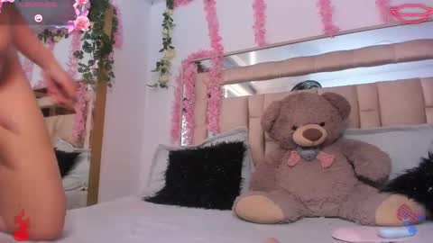 paulha_miller online show from October 4, 4:33 pm