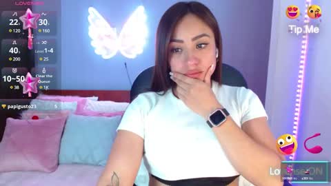 Snapshot of paulina_galvis2700 chatting on December 18, 3:00 pm paulina online show from December 18, 3:00 pm