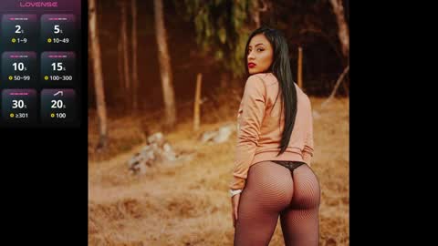 Snapshot of paulina_galvis2700 chatting on February 28, 3:37 pm paulina online show from February 28, 3:37 pm