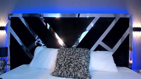 Paulina online show from February 12, 11:18 am