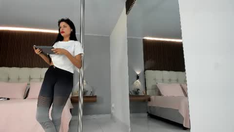 paulinasilver online show from July 28, 2:13 pm