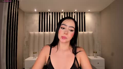 Pauline Sanz online show from June 19, 7:17 pm