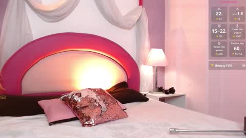 Maria Paula online show from October 3, 3:17 pm