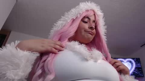 peacherry_ online show from March 7, 2:25 am