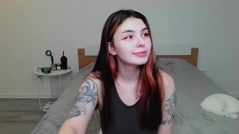 Snapshot of peachybabe__ chatting on February 10, 4:36 pm Peachy online show from February 10, 4:36 pm