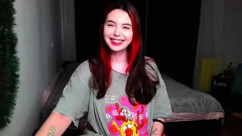 Snapshot of peachybabe__ chatting on December 22, 7:52 pm Peachy online show from December 22, 7:52 pm
