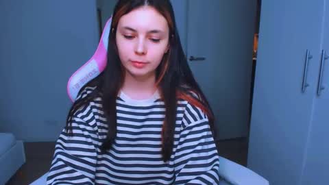 Snapshot of peachybabe__ chatting on January 25, 7:38 pm Peachy online show from January 25, 7:38 pm