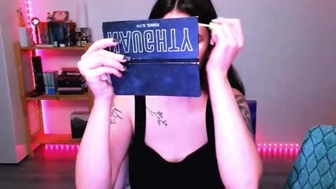 Snapshot of peachybabe__ chatting on October 19, 2:57 am Peachy online show from October 19, 2:57 am