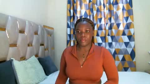 Snapshot of peachygirl255 chatting on September 19, 6:23 am Peachy online show from September 19, 6:23 am