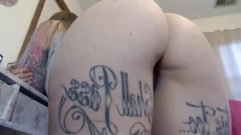 Snapshot of peachyykat chatting on February 1, 12:58 pm kat online show from February 1, 12:58 pm
