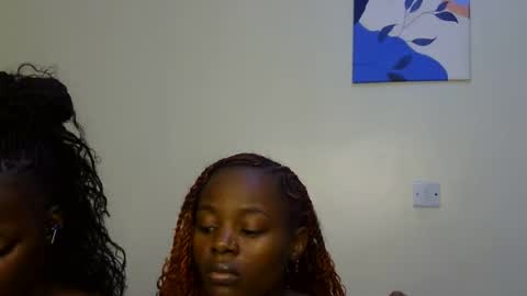 vel online show from December 13, 7:53 pm