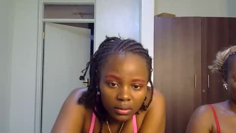 vel online show from May 15, 11:40 pm