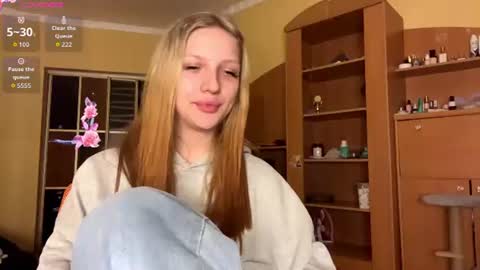 Zlata online show from June 22, 4:37 pm