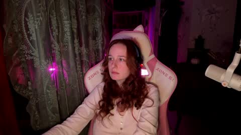 Adelina online show from April 9, 6:30 am