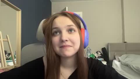 Luna Vale online show from June 16, 3:13 pm