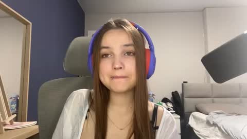 Luna Vale online show from July 16, 7:51 pm