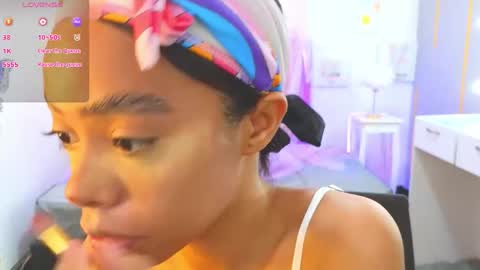 peneelopeecute online show from April 29, 6:13 pm