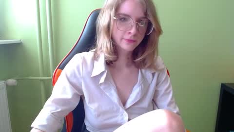 Penny online show from April 11, 7:25 am