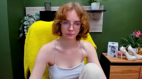 Snapshot of penny_lust chatting on October 20, 6:16 am Penny online show from October 20, 6:16 am