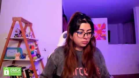 Sarah Ana Banana online show from March 2, 1:05 am