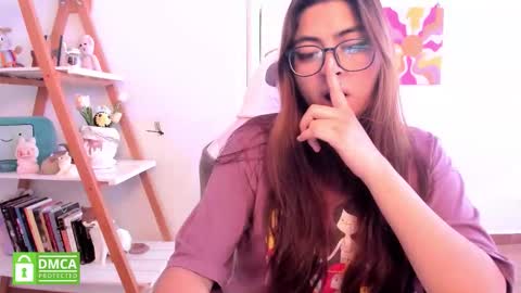 Sarah Ana Banana online show from January 16, 9:33 pm