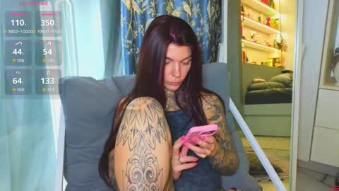 Anna online show from April 14, 10:48 am