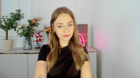 Cindy online show from June 19, 9:35 am