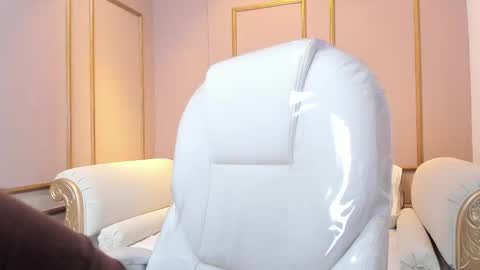 PerlaPreciosa online show from November 21, 4:25 am