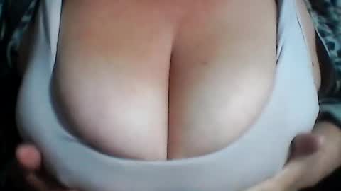 perlita070822 online show from August 7, 4:30 am