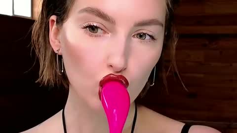 Snapshot of personal_devil chatting on December 14, 3:04 pm personal_devil online show from December 14, 3:04 pm