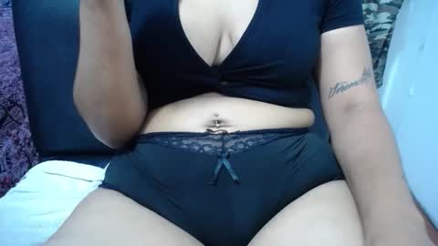  Linda  online show from January 10, 6:23 pm