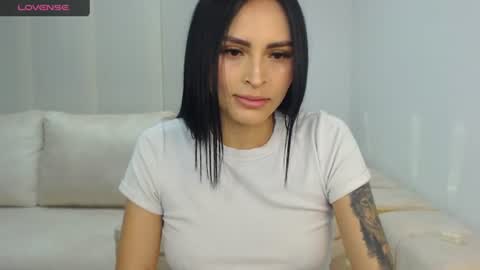 Linda online show from June 21, 3:21 am