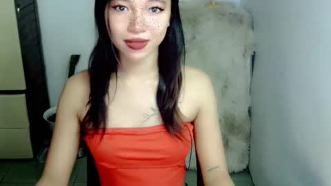 petite_mary69 online show from March 19, 9:46 am