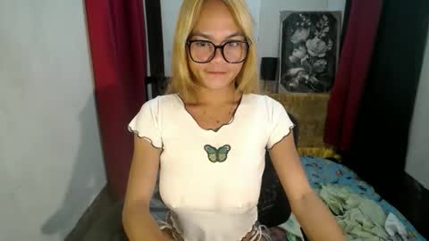 neca online show from April 19, 7:49 pm