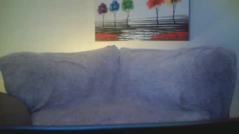 petite treat  online show from December 30, 6:31 am