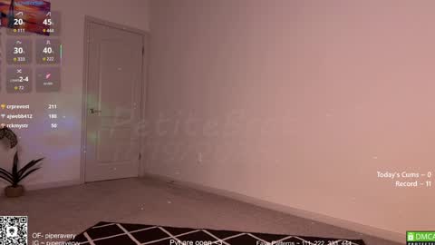 PiperAvery online show from November 20, 2:34 am