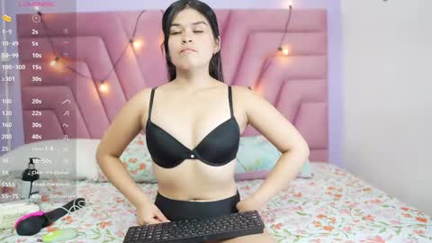 petitelittlemissy online show from June 6, 2:29 am