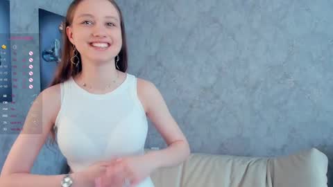 Snapshot of philippadelmore chatting on March 2, 7:43 am Bella online show from March 2, 7:43 am
