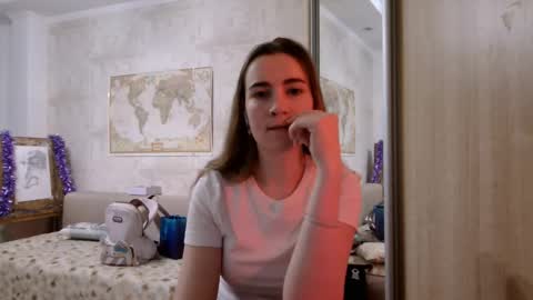 Jenny online show from January 8, 11:25 am