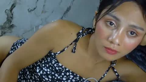 Pia online show from July 21, 5:13 pm