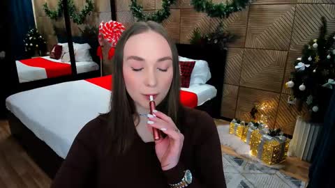 Emelie online show from January 18, 10:11 am