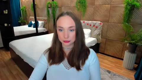 Emelie online show from March 30, 5:34 pm