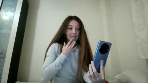 Moonie online show from October 6, 8:46 pm