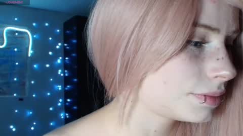 Snapshot of piera_ chatting on October 6, 6:56 pm Piera online show from October 6, 6:56 pm