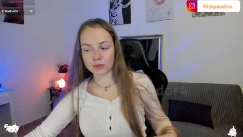 PiinkPandora online show from March 21, 8:47 pm