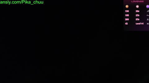 Snapshot of pika_pikaa chatting on December 13, 8:47 pm Sonya online show from December 13, 8:47 pm