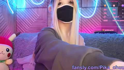 Snapshot of pika_pikaa chatting on September 12, 8:49 pm Sonya online show from September 12, 8:49 pm
