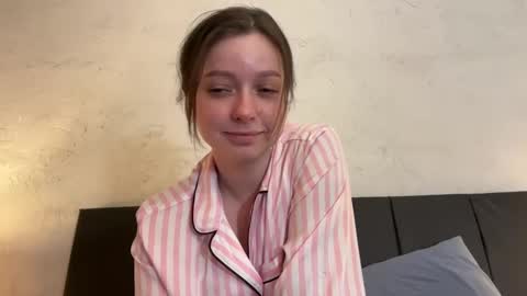 Trisha     online show from February 17, 11:34 am