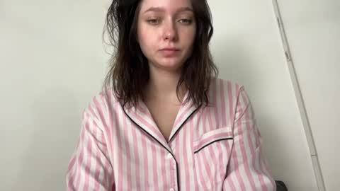 Trisha     online show from January 4, 8:28 am